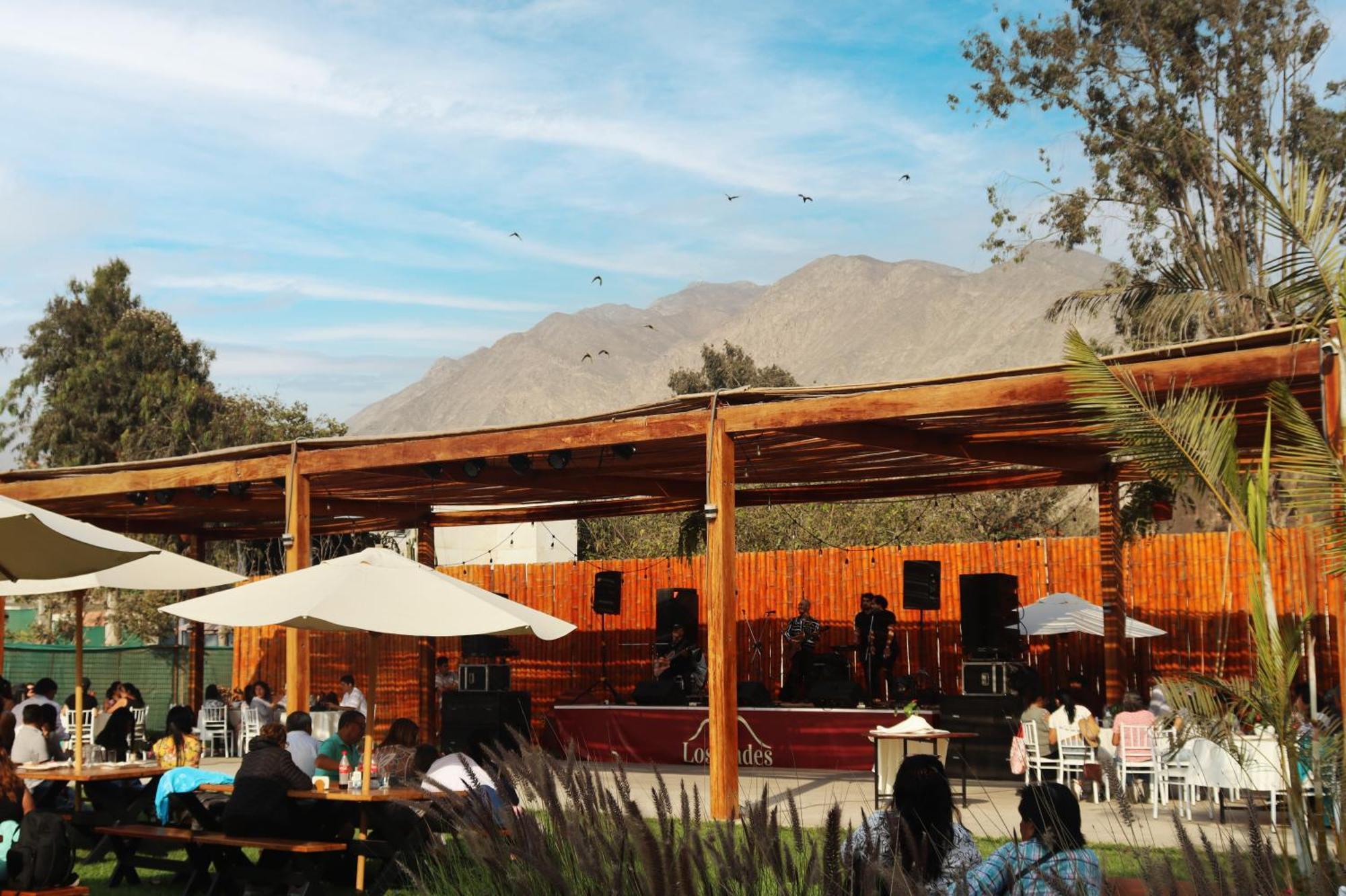 Los Andes - Restaurant & Bungalows 시에네길랴 외부 사진