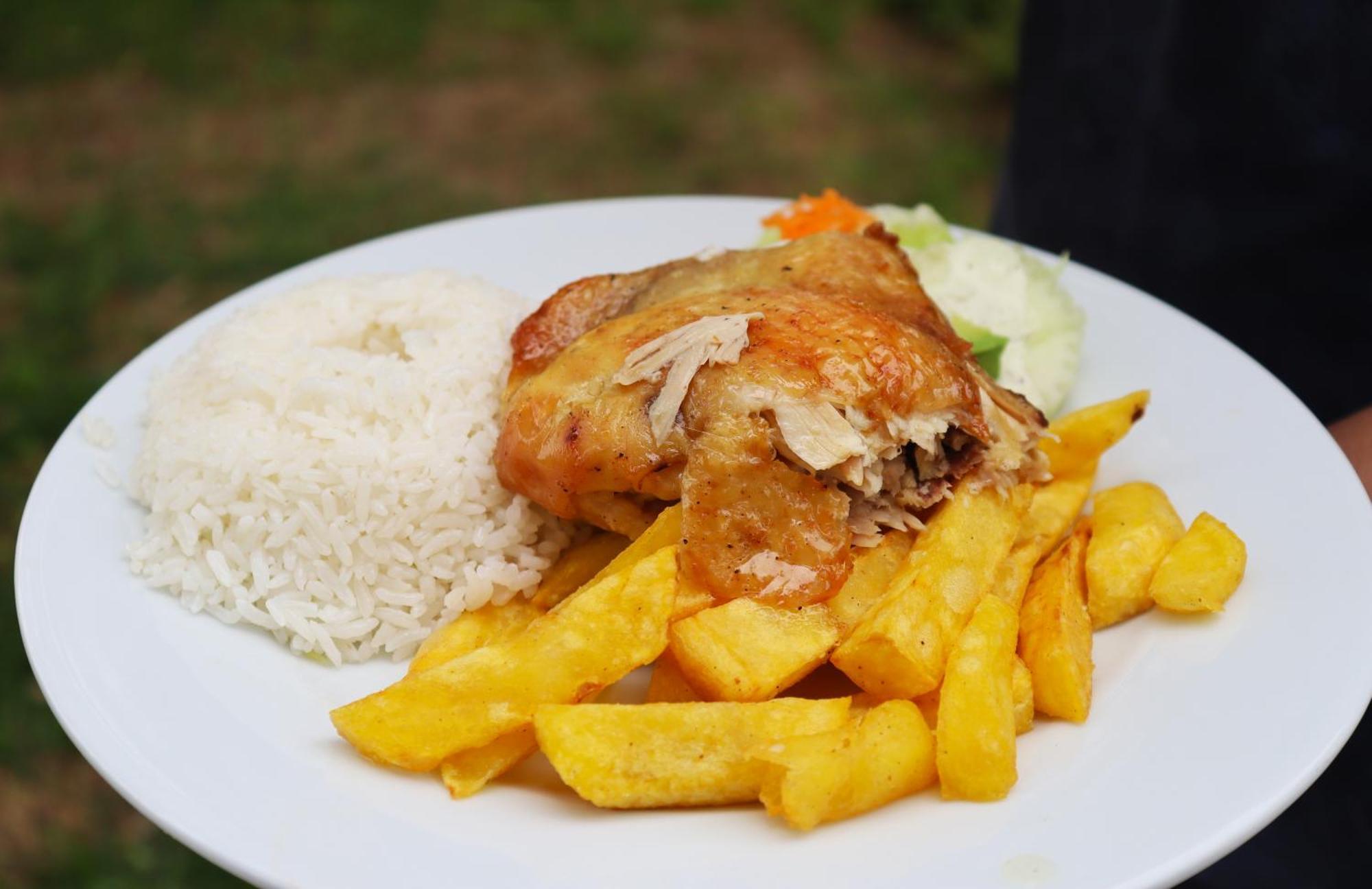 Los Andes - Restaurant & Bungalows 시에네길랴 외부 사진